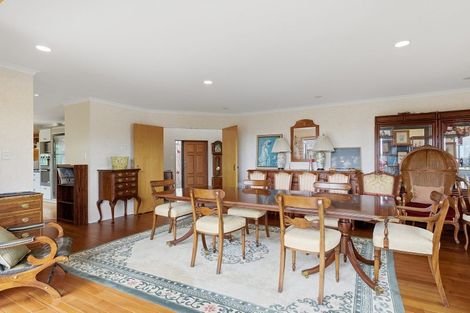 Photo of property in 24 Birkdale Road, Birkdale, Auckland, 0626