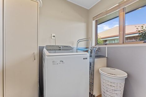 Photo of property in 100 Huxley Street, Pahiatua, 4910