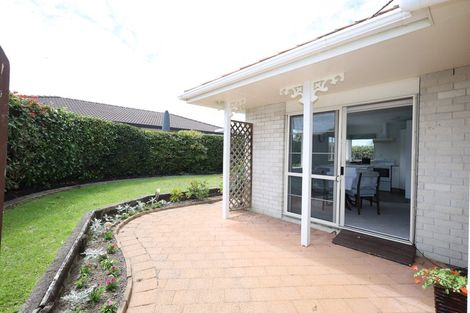 Photo of property in 17 Balmacewen Place, Mount Maunganui, 3116