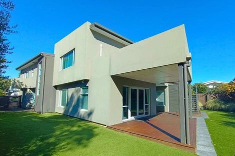 Photo of property in 1 Airlie Road, Plimmerton, Porirua, 5026
