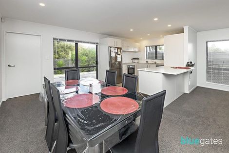 Photo of property in 10a Kendall Court, Wattle Downs, Auckland, 2103