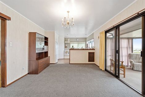 Photo of property in 53 Brightside Road, Stanmore Bay, Whangaparaoa, 0932