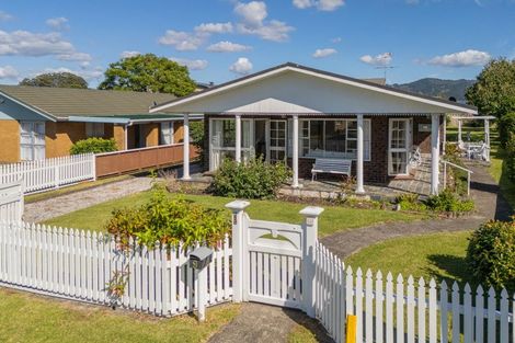 Photo of property in 9 Hamilton Crescent, Whitianga, 3510