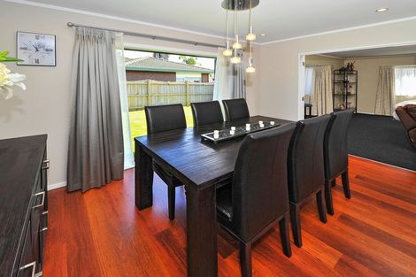 Photo of property in 3 Glenross Drive, Wattle Downs, Auckland, 2103