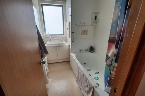 Photo of property in 2/227 Tamaki Drive, Kohimarama, Auckland, 1071