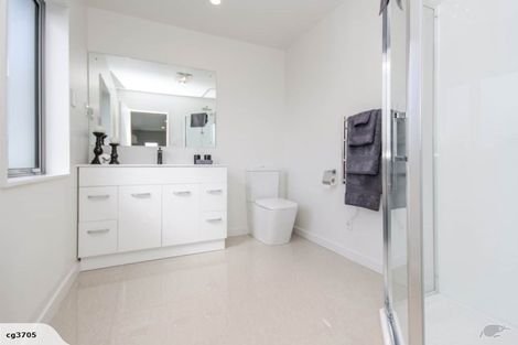 Photo of property in 2 Bahari Drive, Ranui, Auckland, 0612