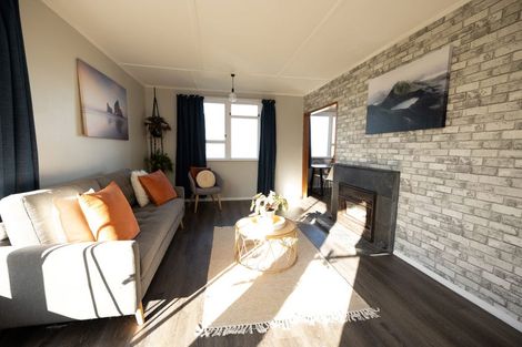 Photo of property in 7 Hanlon Street, Halfway Bush, Dunedin, 9010