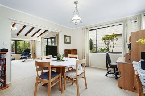 Photo of property in 78 Victory Crescent, Tawa, Wellington, 5028