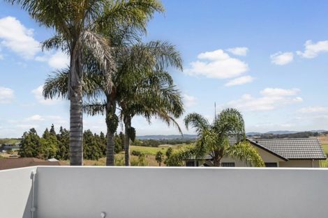 Photo of property in 50 Greenfield Drive, Western Heights, Hamilton, 3200