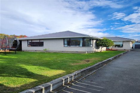 Photo of property in 142 Pacific Road, North New Brighton, Christchurch, 8083