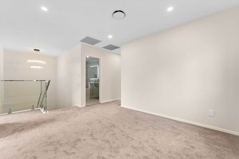 Photo of property in 12 Harbourside Parade, Hobsonville, 0616