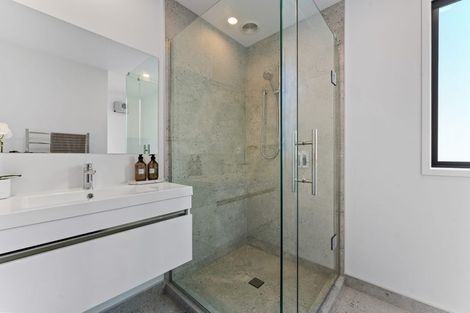 Photo of property in 1 Ara Reti, Mangere, Auckland, 2022