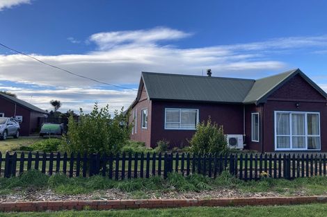 Photo of property in 66 London Street, Hampden, 9410