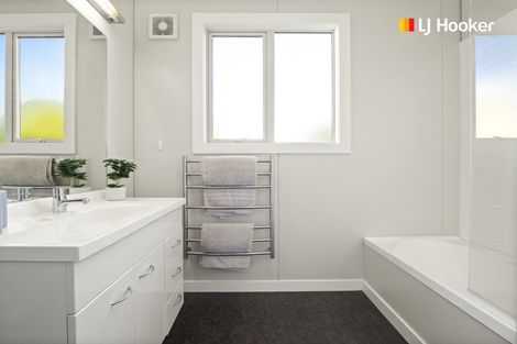 Photo of property in 64 Mckerrow Street, Shiel Hill, Dunedin, 9013