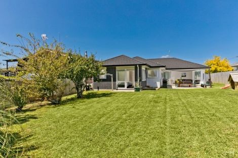 Photo of property in 352 Main Road, Huapai, Kumeu, 0810
