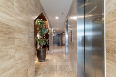 Photo of property in 1/6d Durham Street, Tauranga, 3110