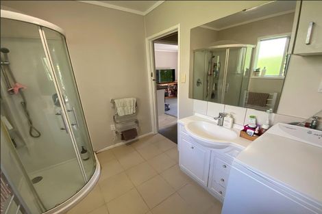 Photo of property in 2/25 Reimers Avenue, Mount Eden, Auckland, 1024