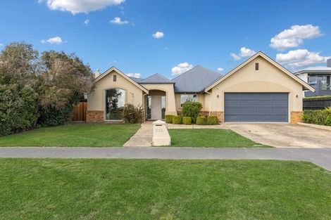 Photo of property in 562 Bower Avenue, Parklands, Christchurch, 8083