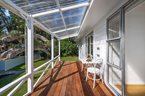 Photo of property in 217 Motutara Road, Muriwai, Waimauku, 0881