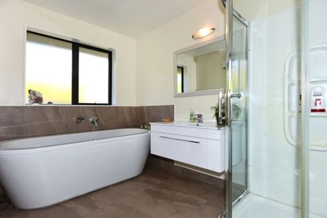 Photo of property in 21 Old Red Barn Road, Halswell, Christchurch, 8025