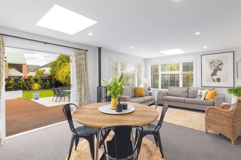 Photo of property in 77 Rutland Street, St Albans, Christchurch, 8014