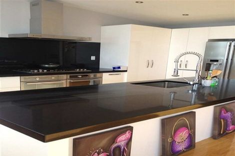 Photo of property in 696 East Coast Road, Pinehill, Auckland, 0632