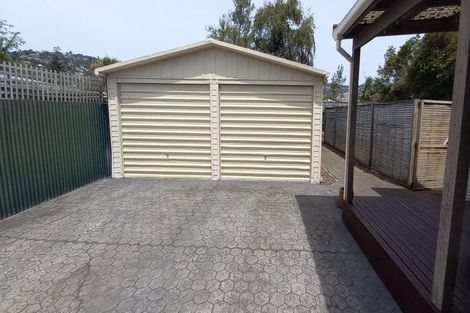 Photo of property in 60 Sandwich Road, Beckenham, Christchurch, 8023