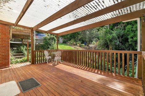 Photo of property in 146 Glenfield Road, Birkenhead, Auckland, 0626