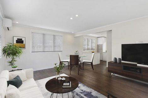 Photo of property in 2 Matai Road, Stanmore Bay, Whangaparaoa, 0932