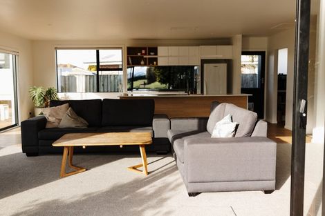 Photo of property in 28 Dale Street, Kaiapoi, 7630