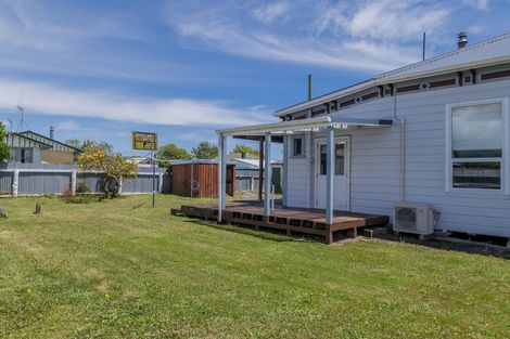 Photo of property in 21 Kings Drive, Levin, 5510