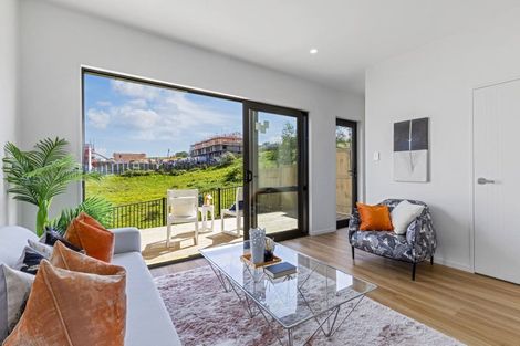 Photo of property in 28 Korokio Lane, Henderson, Auckland, 0612