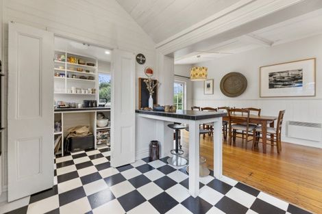 Photo of property in 2 Downes Road, Roseneath, Port Chalmers, 9023