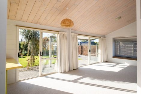 Photo of property in 340 Clifton Road, Te Awanga, 4102