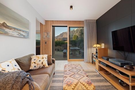 Photo of property in 4 Soudley Court, Jacks Point, Queenstown, 9371