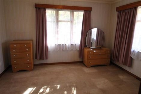 Photo of property in 264 Great North Road, Henderson, Auckland, 0612