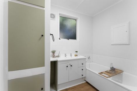 Photo of property in 46b Te Rauparaha Street, Otaki, 5512