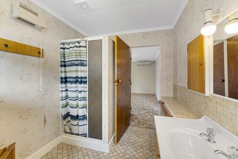 Photo of property in 6 Bevan Place, Otaki, 5512