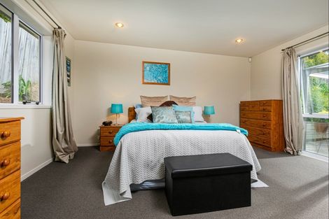 Photo of property in 39 Northbrook Close, Greenhithe, Auckland, 0632