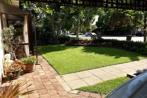 Photo of property in 11b Atkin Avenue, Mission Bay, Auckland, 1071