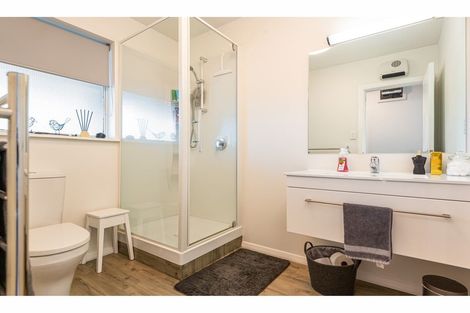 Photo of property in 5/101 Carlton Mill Road, Merivale, Christchurch, 8014