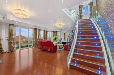 Photo of property in 54 Goodwood Drive, Goodwood Heights, Auckland, 2105