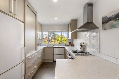 Photo of property in 2/19 Salem Place, Torbay, Auckland, 0630