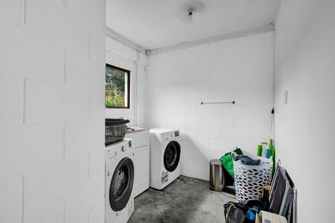 Photo of property in 5 Bronte Place, Whalers Gate, New Plymouth, 4310