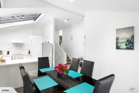 Photo of property in 2/685 East Coast Road, Browns Bay, Auckland, 0630