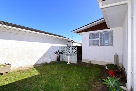 Photo of property in 4 Central Avenue, Gonville, Whanganui, 4501