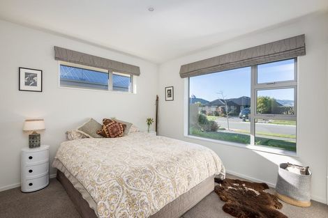 Photo of property in 20 Bamber Crescent, Halswell, Christchurch, 8025