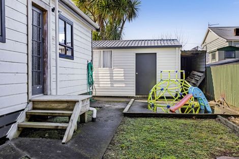 Photo of property in 9 Carrington Street, Inglewood, 4330