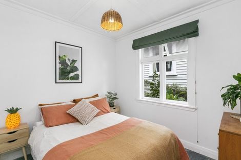 Photo of property in 22 Queens Drive, Kilbirnie, Wellington, 6022