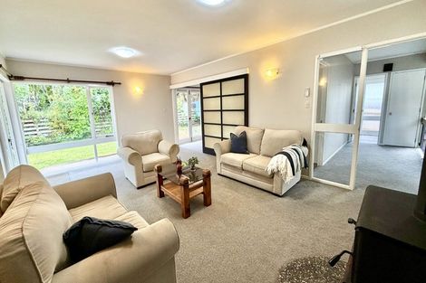 Photo of property in 19 Mappin Place, Chatswood, Auckland, 0626